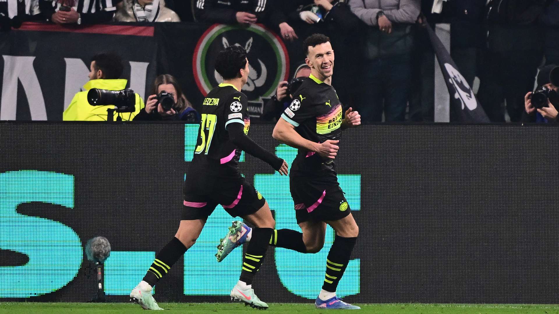 赛季的收官 赛季的收官